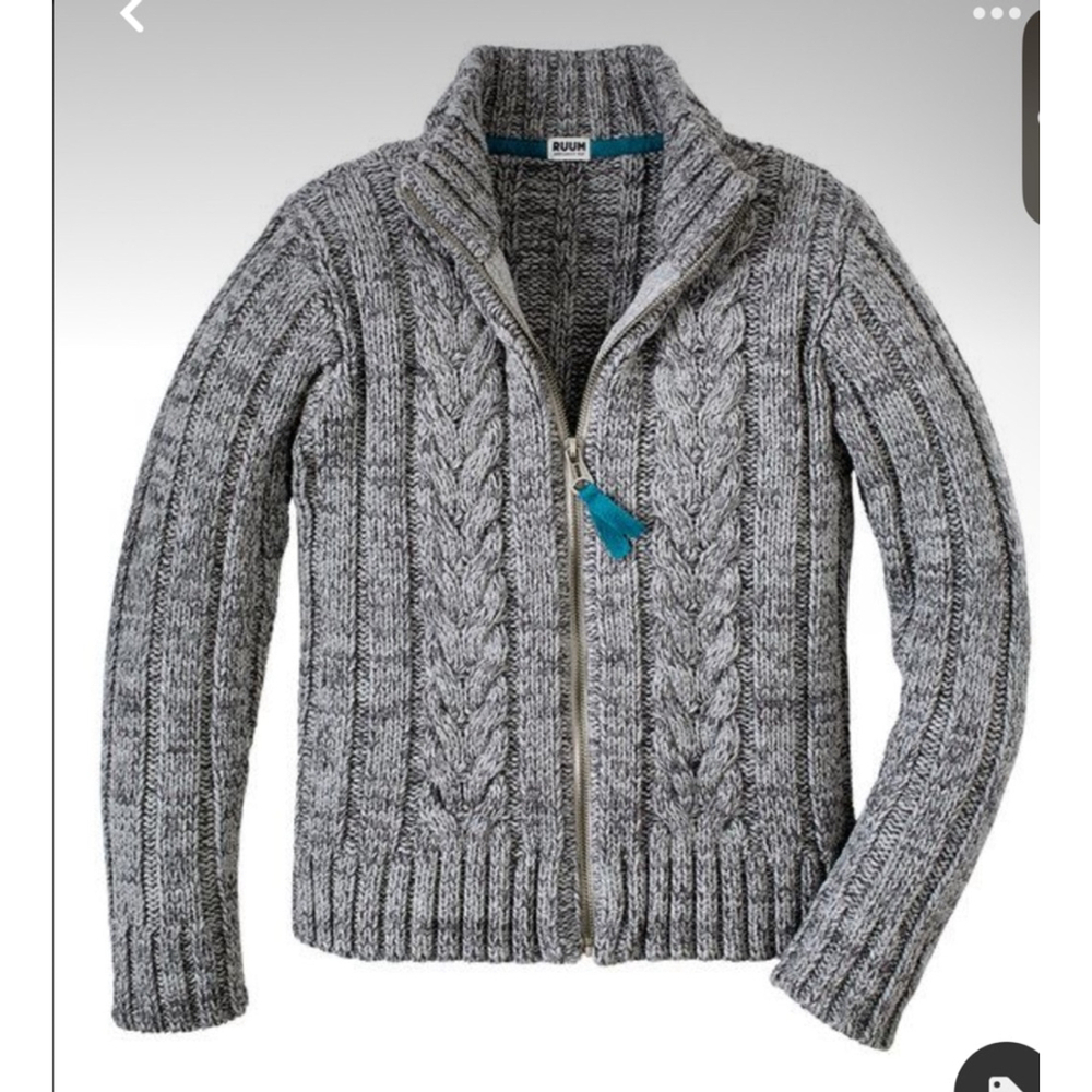 RUUM Cardigan Sweater Boys Size 7/8 Gray